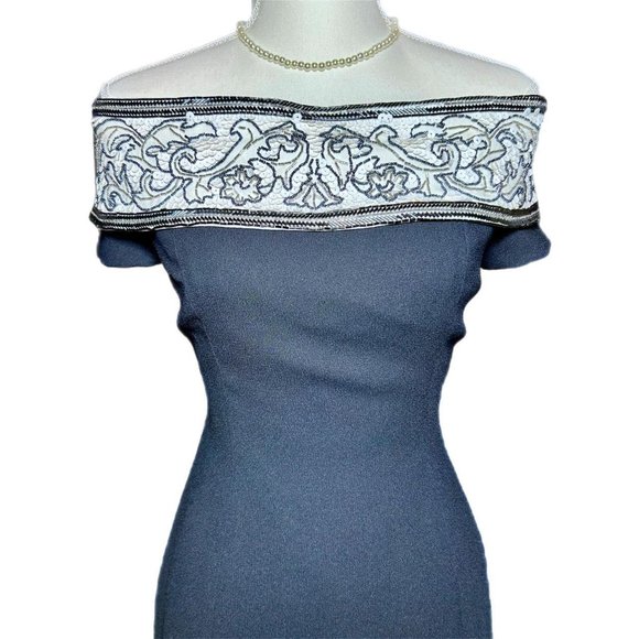 NEW/Never Worn Vintage Cache Classic Hollywood Off-The-Shoulder Gown - Picture 2 of 8